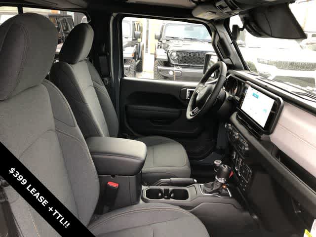 Thumbnail: 2026 Jeep Wrangler - 29