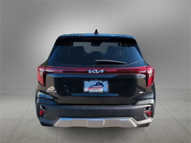 Thumbnail: 2024 Kia Seltos - 7