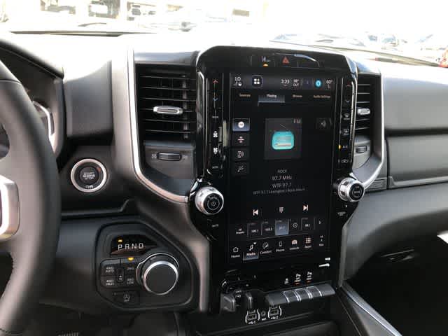 Thumbnail: 2026 RAM 1500 - 17