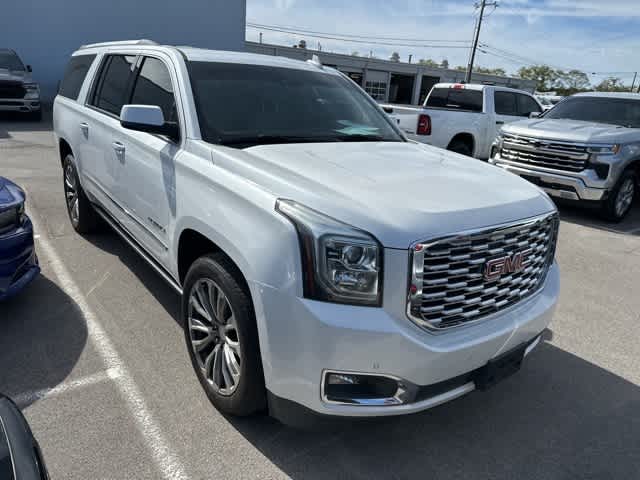 Thumbnail: 2020 GMC Yukon XL - 25