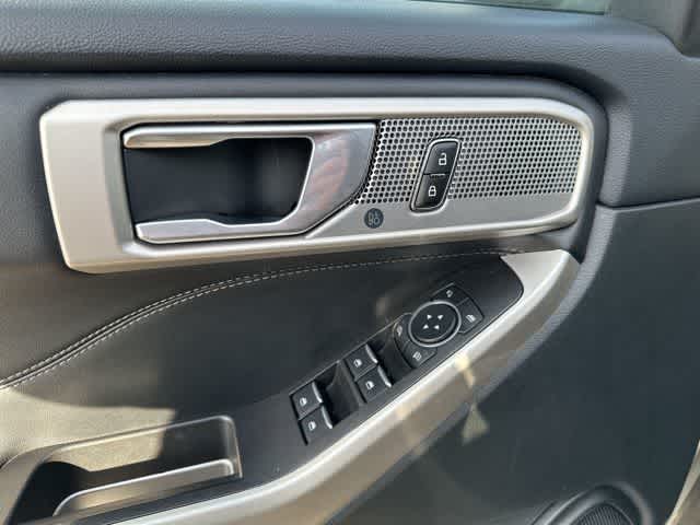 Thumbnail: 2023 Ford Explorer - 11