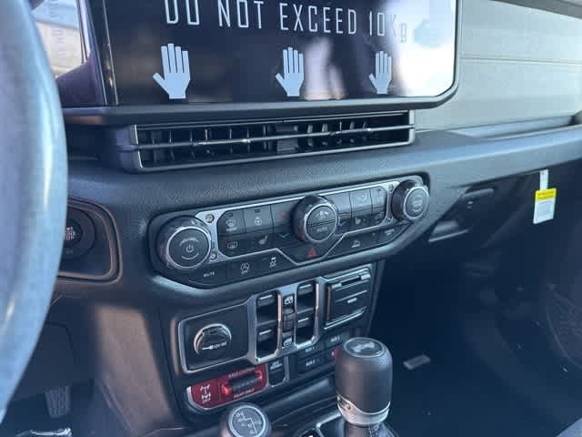 Thumbnail: 2026 Jeep Wrangler - 5