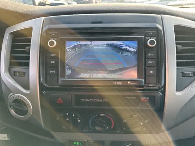 Thumbnail: 2015 Toyota Tacoma - 7