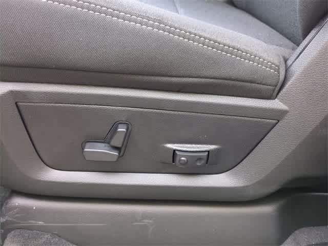 Thumbnail: 2026 RAM 2500 - 18