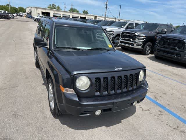Thumbnail: 2014 Jeep Patriot - 21