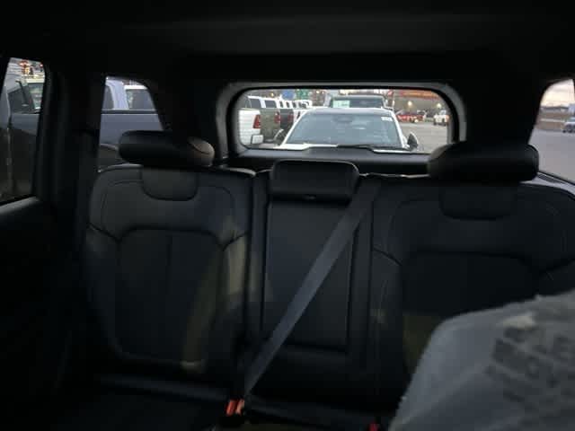 Thumbnail: 2025 Jeep Grand Cherokee - 10