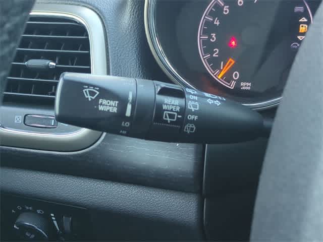 Thumbnail: 2014 Jeep Grand Cherokee - 26