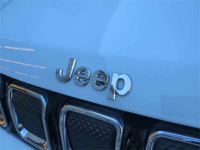 Thumbnail: 2022 Jeep Compass - 12