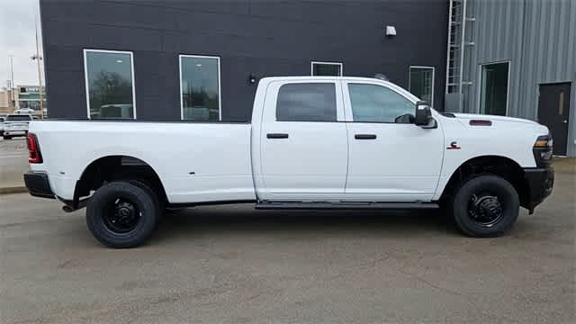 Thumbnail: 2026 RAM 3500 - 9