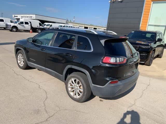 Thumbnail: 2019 Jeep Cherokee - 15