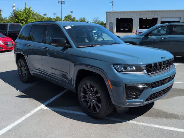 Thumbnail: 2026 Jeep Grand Cherokee - 2
