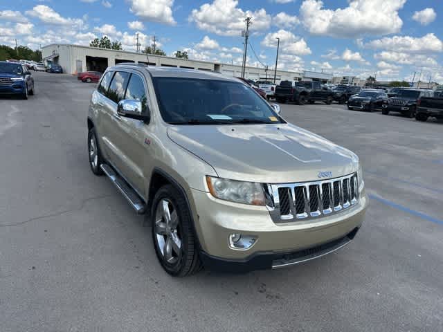 Thumbnail: 2011 Jeep Grand Cherokee - 25