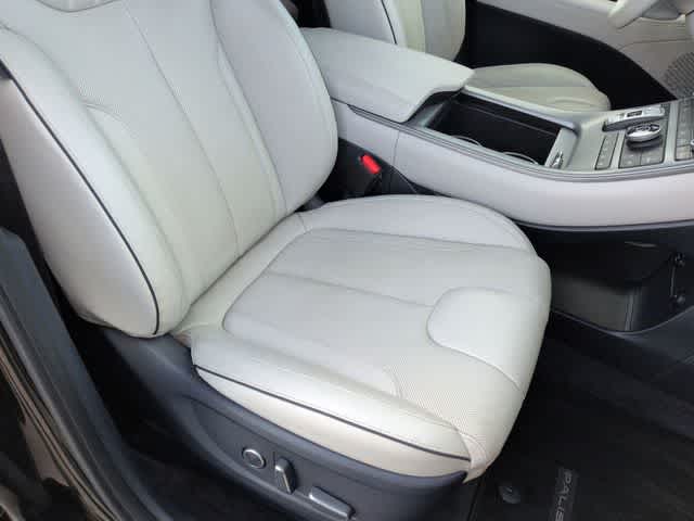 Thumbnail: 2023 Hyundai Palisade - 22