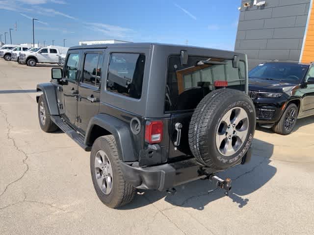 Thumbnail: 2017 Jeep Wrangler - 16