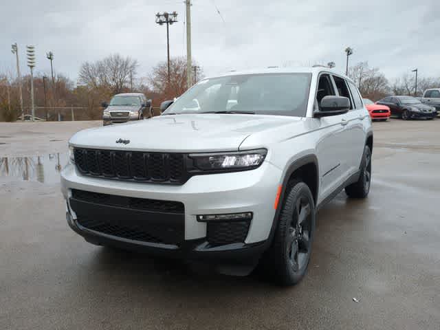 Thumbnail: 2025 Jeep Grand Cherokee L - 11