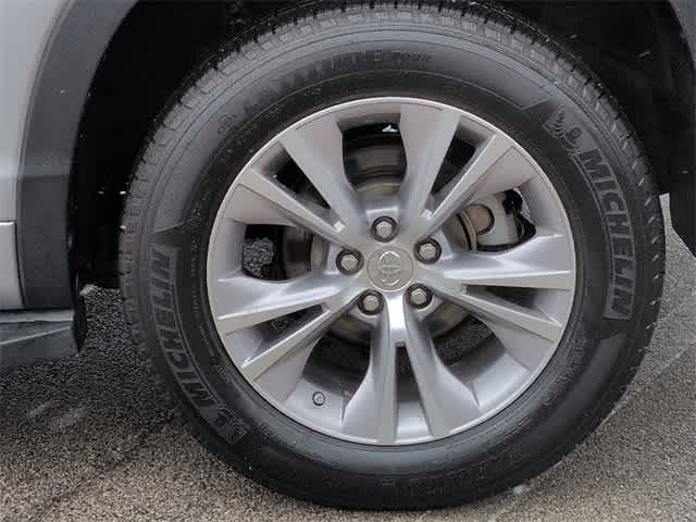 Thumbnail: 2014 Toyota Highlander - 14