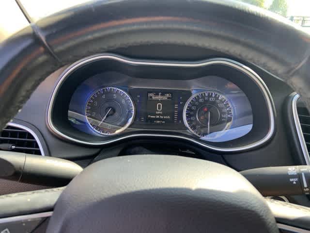 Thumbnail: 2015 Chrysler 200 - 5
