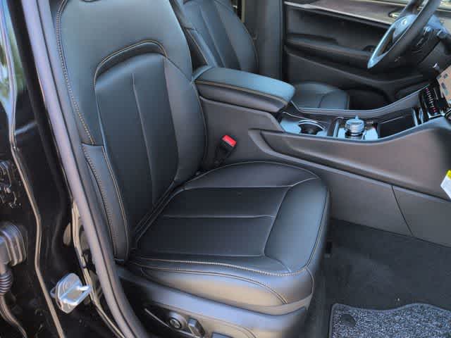 Thumbnail: 2026 Jeep Grand Cherokee - 24