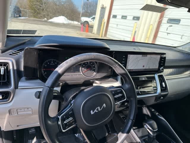 Thumbnail: 2022 Kia Sorento - 6
