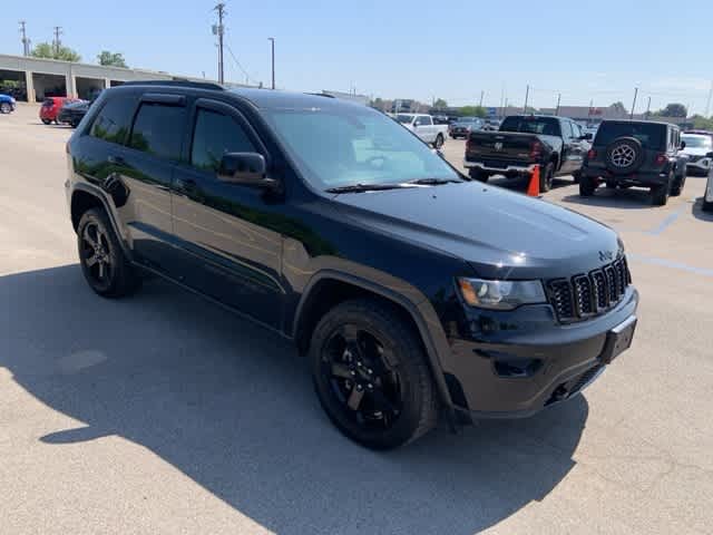 Thumbnail: 2018 Jeep Grand Cherokee - 29