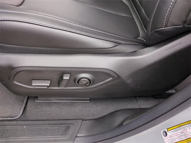 Thumbnail: 2025 Jeep Grand Cherokee L - 18