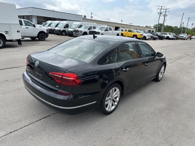 Thumbnail: 2019 Volkswagen Passat - 23