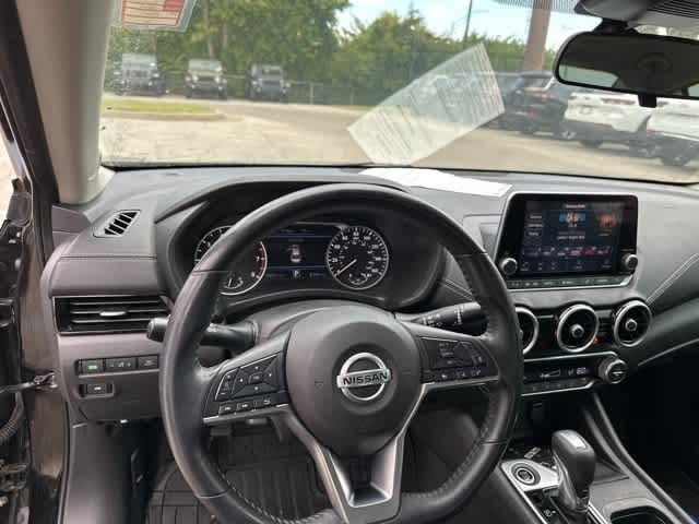 Thumbnail: 2021 Nissan Sentra - 4