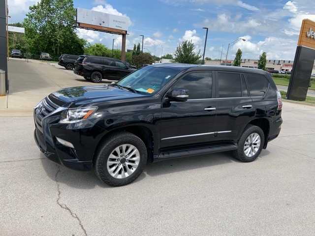 Thumbnail: 2015 Lexus GX - 14