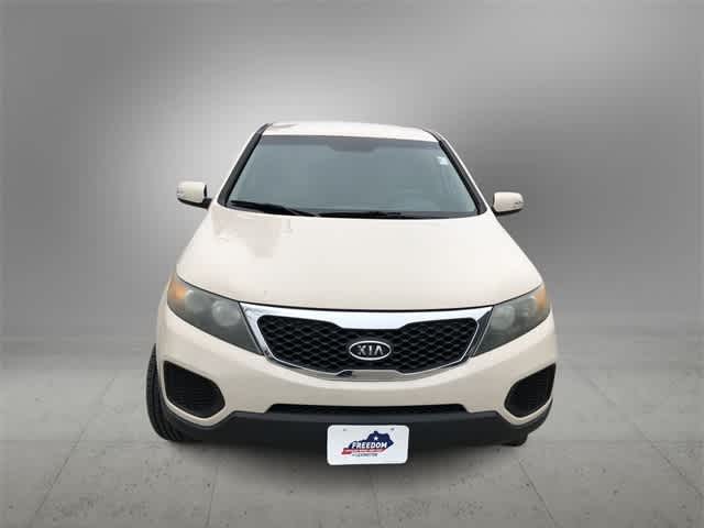 Thumbnail: 2011 Kia Sorento - 9