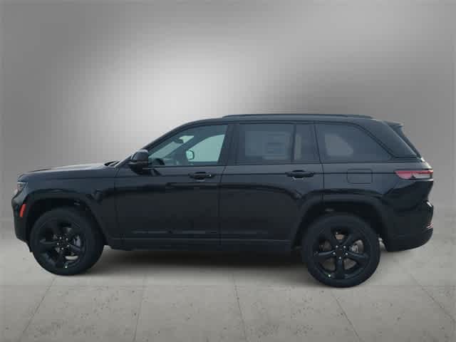 Thumbnail: 2025 Jeep Grand Cherokee - 5