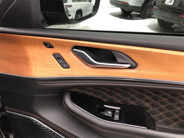 Thumbnail: 2023 Jeep Grand Cherokee - 30