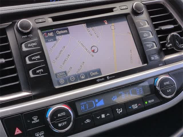 Thumbnail: 2014 Toyota Highlander - 31