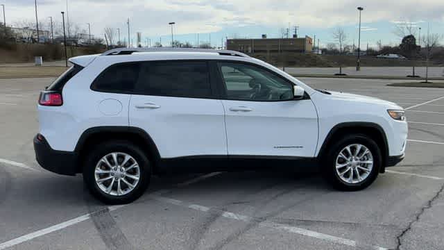 Thumbnail: 2020 Jeep Cherokee - 9