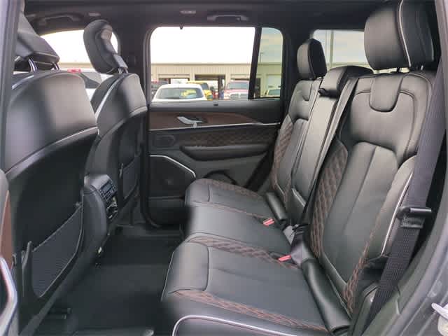 Thumbnail: 2025 Jeep Grand Cherokee - 21