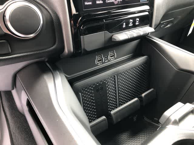 Thumbnail: 2026 RAM 1500 - 15