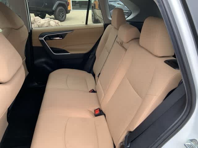 Thumbnail: 2019 Toyota RAV4 - 13