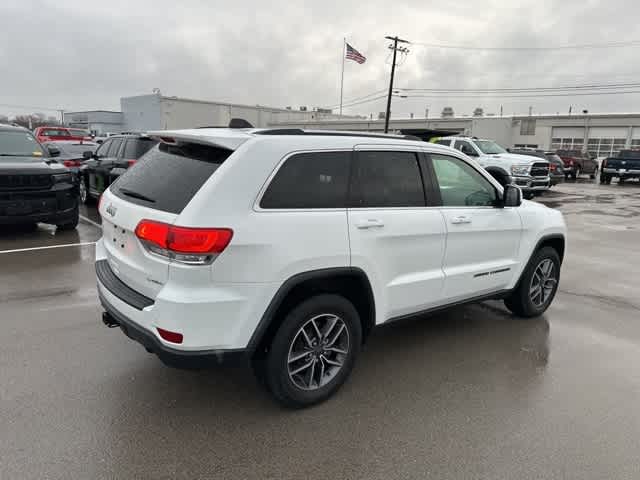 Thumbnail: 2019 Jeep Grand Cherokee - 19