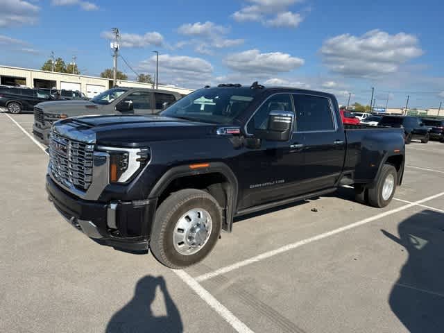 Thumbnail: 2024 GMC Sierra 3500 - 14