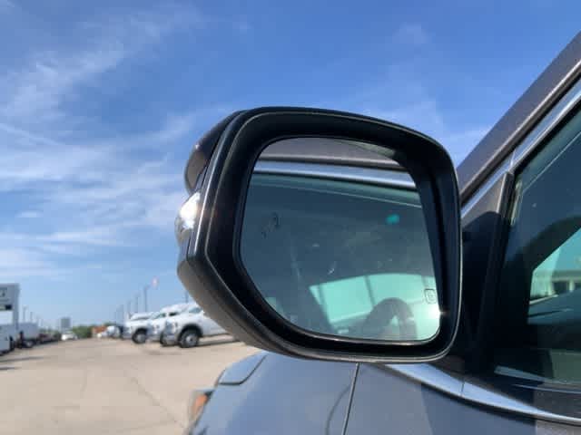Thumbnail: 2018 Toyota Highlander - 12