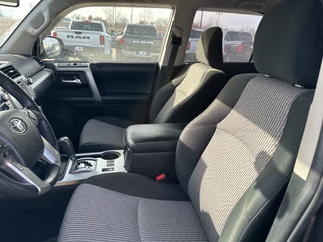 Thumbnail: 2018 Toyota 4Runner - 3