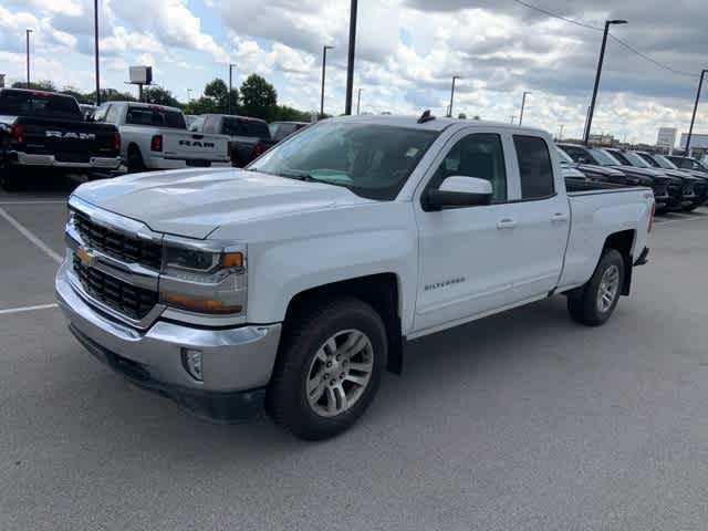 Thumbnail: 2018 Chevrolet Silverado 1500 - 10