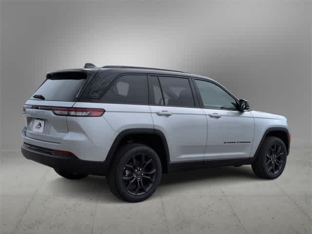 Thumbnail: 2025 Jeep Grand Cherokee - 7