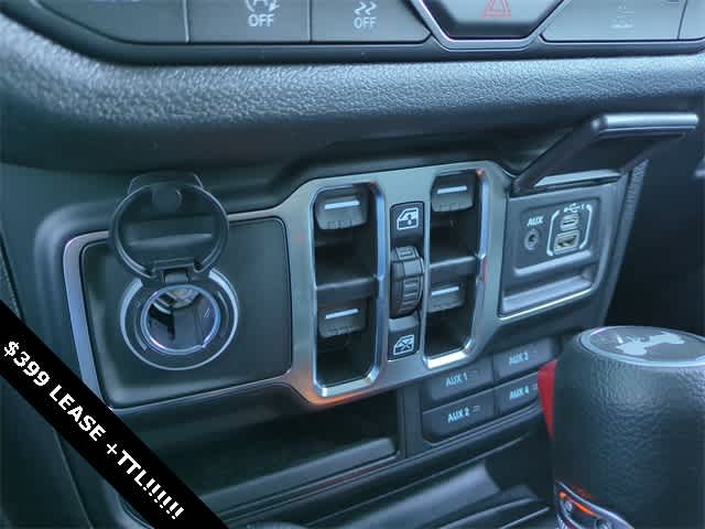 Thumbnail: 2026 Jeep Wrangler - 31