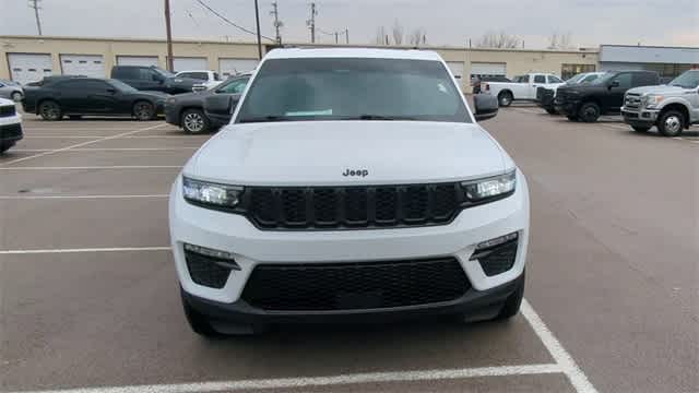 Thumbnail: 2025 Jeep Grand Cherokee - 3