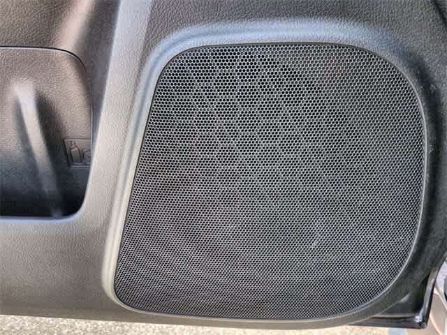 2023 Toyota 4Runner SR5 32