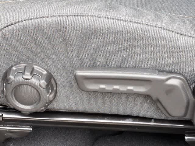 Thumbnail: 2026 Jeep Gladiator - 17