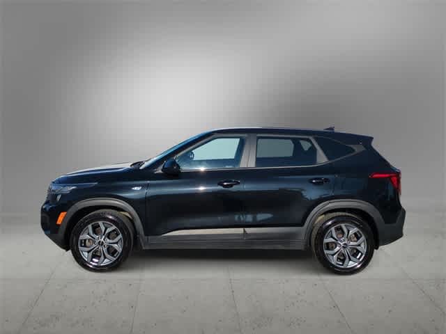 Thumbnail: 2024 Kia Seltos - 5