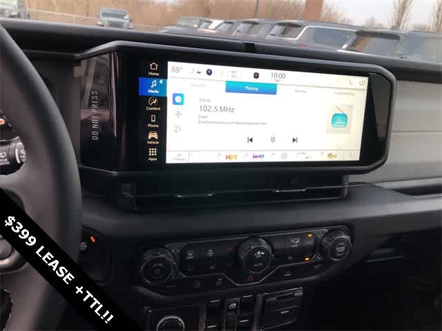 Thumbnail: 2026 Jeep Wrangler - 14