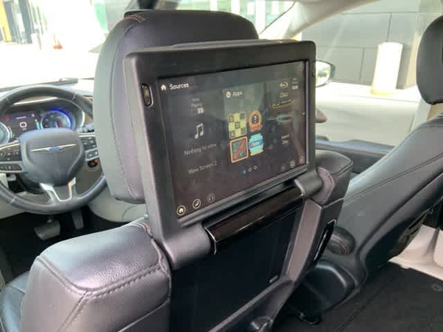 Thumbnail: 2019 Chrysler Pacifica - 15