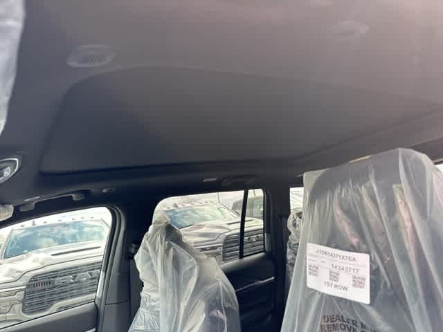 Thumbnail: 2026 Jeep Grand Cherokee - 4